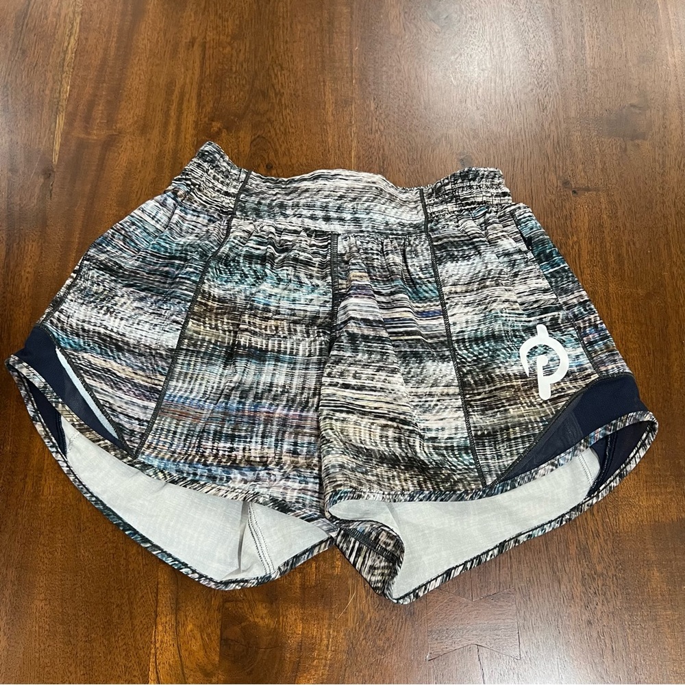 Lululemon‎ x Peloton Hotty Hot 4" Short Digital Oasis Multi Size 4